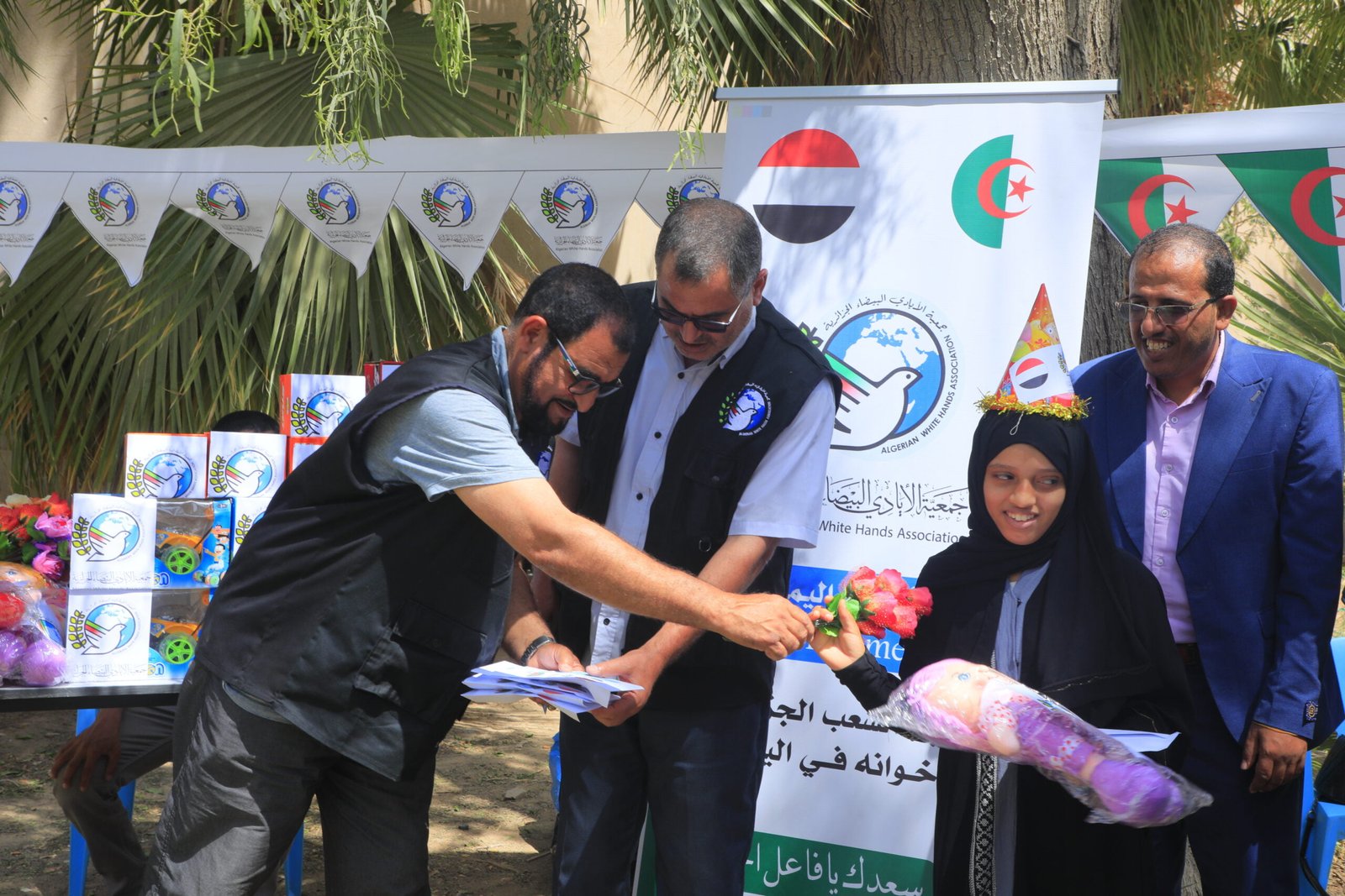 Visit of the Algerian White Hands Association Delegation to the Headquarters of the Smile Development Foundation